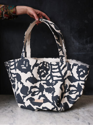 Canvas Tote Bag in 'Vine Black'