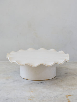 Ruffle Edge Pedestal in 2 sizes