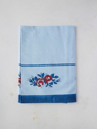 'vintage rose' Tablecloth