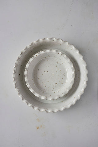 Ruffle Edged Speckled Pie Dish