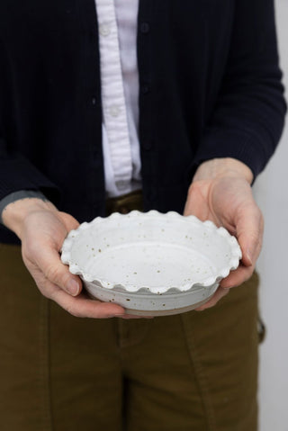 Ruffle Edged Speckled Pie Dish