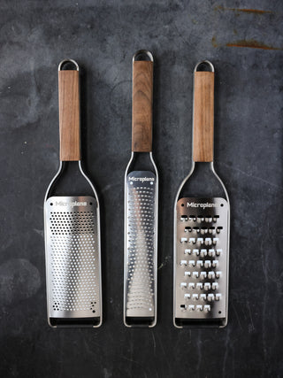 Grater with wood handle - in 3 options